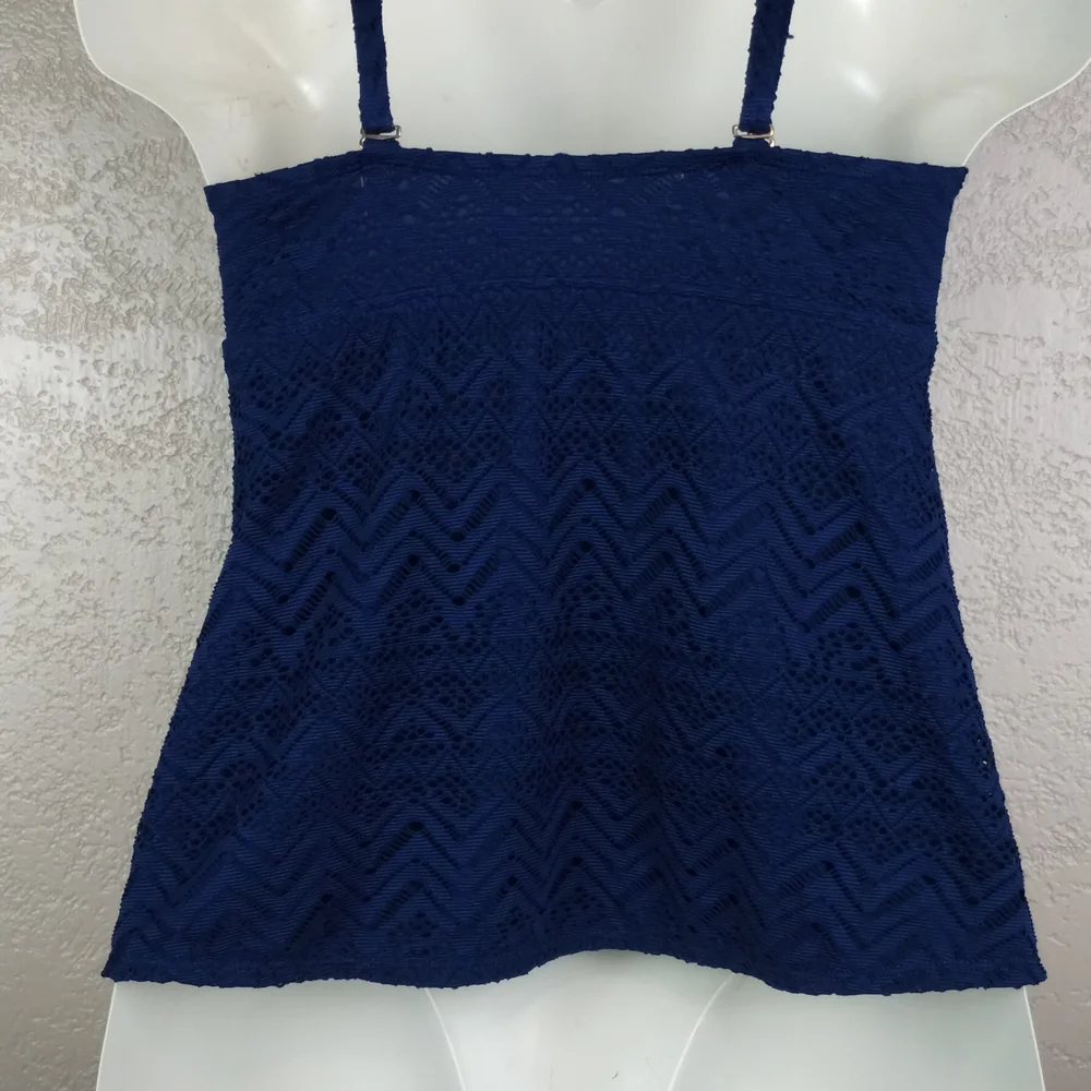 Catalina Women's Solid Crochet Bandini Swim Top Size   M ‎ 8/10